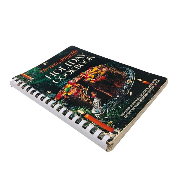 Vtg 70s Holiday Cookbook Beta Sigma Phi International Illustrated Softcover - Picture 4 of 11